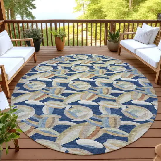 8' Navy Blue And Ivory Round Abstract Washable Indoor Outdoor Area Rug Photo 4