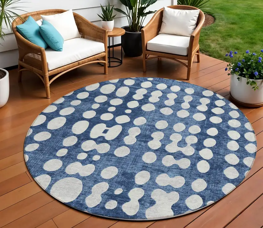 8' Navy Blue And Ivory Round Abstract Washable Indoor Outdoor Area Rug Photo 1