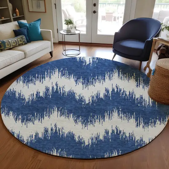 8' Navy Blue And Ivory Round Chevron Washable Indoor Outdoor Area Rug Photo 7