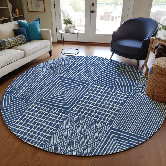 8' Navy Blue And Ivory Round Geometric Washable Indoor Outdoor Area Rug Photo 8