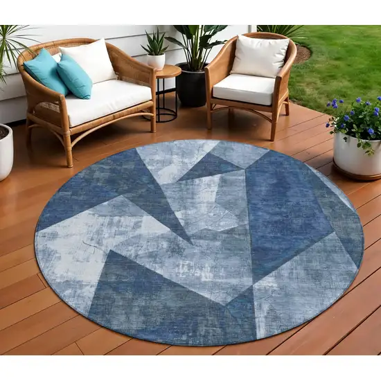 8' Navy Blue And Ivory Round Geometric Washable Indoor Outdoor Area Rug Photo 2