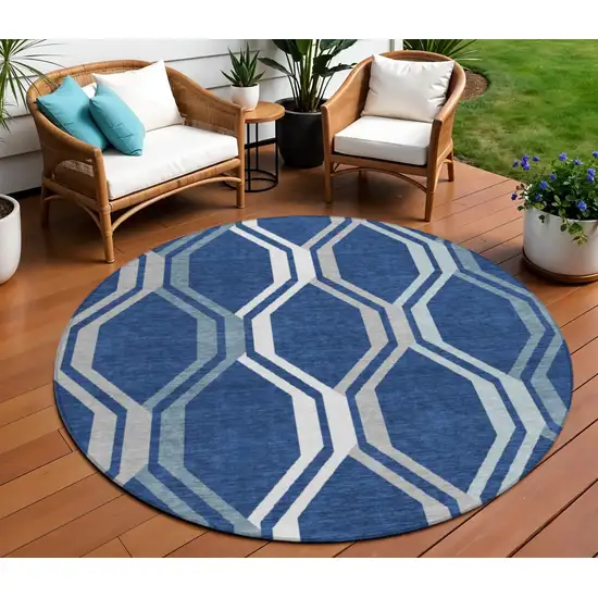 8' Navy Blue And Ivory Round Geometric Washable Indoor Outdoor Area Rug Photo 1