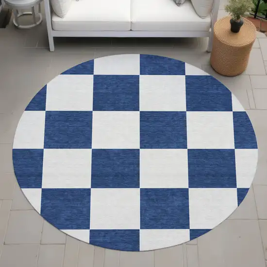 8' Navy Blue And Ivory Round Geometric Washable Indoor Outdoor Area Rug Photo 6