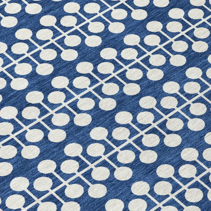 8' Navy Blue And Ivory Round Geometric Washable Indoor Outdoor Area Rug Photo 9