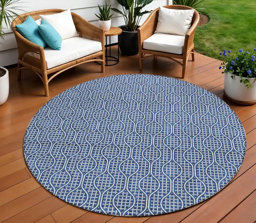 8' Navy Blue And Ivory Round Geometric Washable Indoor Outdoor Area Rug Photo 1