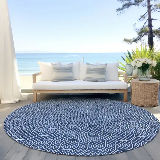 8' Navy Blue And Ivory Round Geometric Washable Indoor Outdoor Area Rug Photo 7