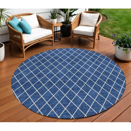 8' Navy Blue And Ivory Round Geometric Washable Indoor Outdoor Area Rug Photo 1