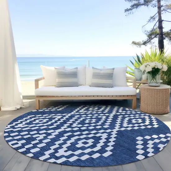 8' Navy Blue And Ivory Round Geometric Washable Indoor Outdoor Area Rug Photo 7