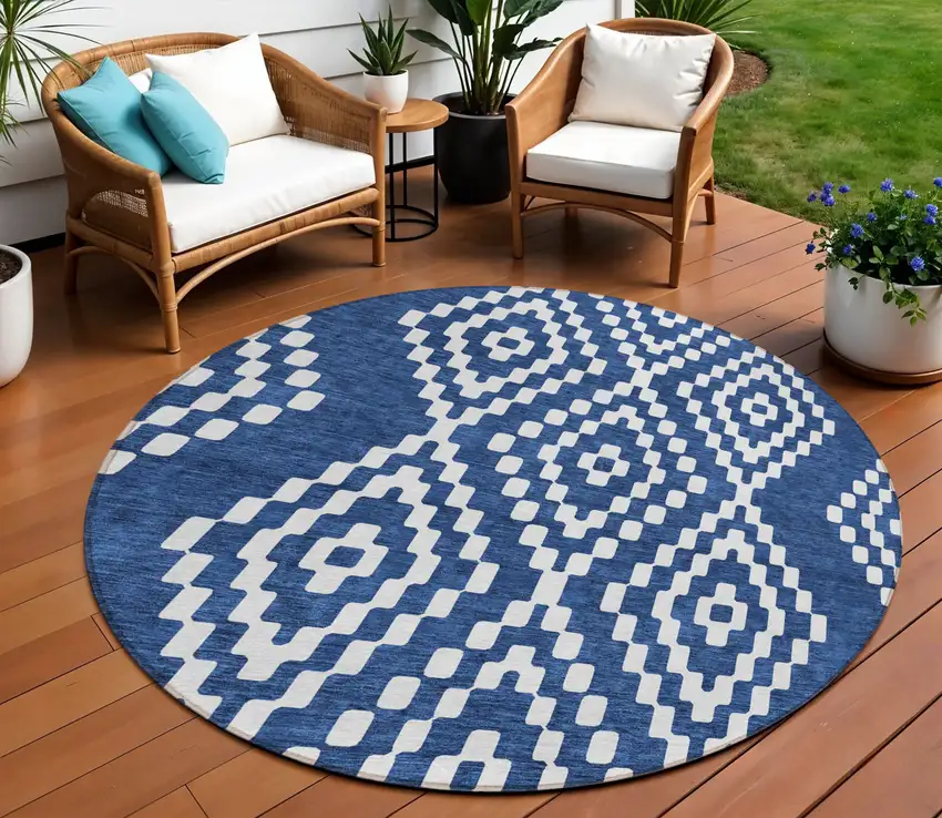 8' Navy Blue And Ivory Round Geometric Washable Indoor Outdoor Area Rug Photo 1