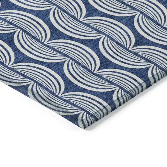 8' Navy Blue And Ivory Round Ogee Washable Indoor Outdoor Area Rug Photo 4