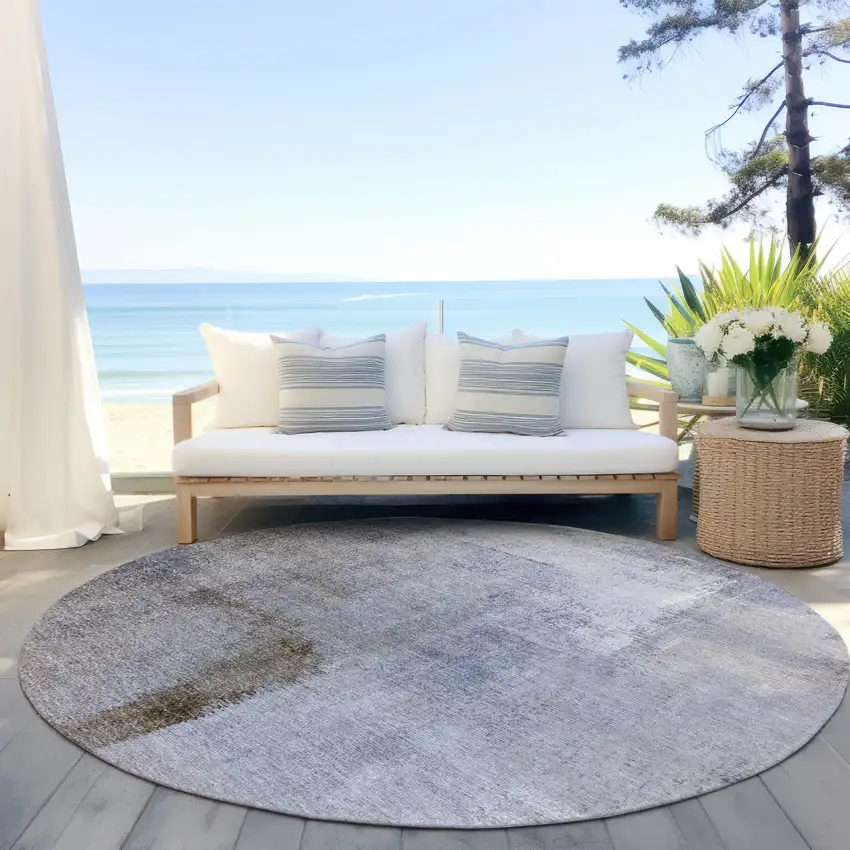 8' Navy Blue And Ivory Round Ombre Washable Indoor Outdoor Area Rug Photo 6