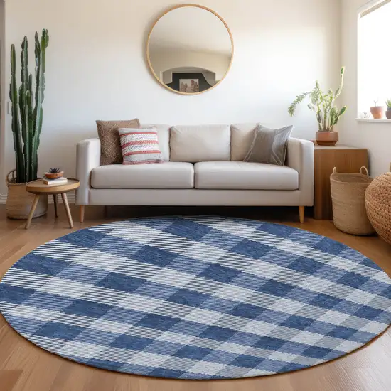 8' Navy Blue And Ivory Round Plaid Washable Indoor Outdoor Area Rug Photo 7