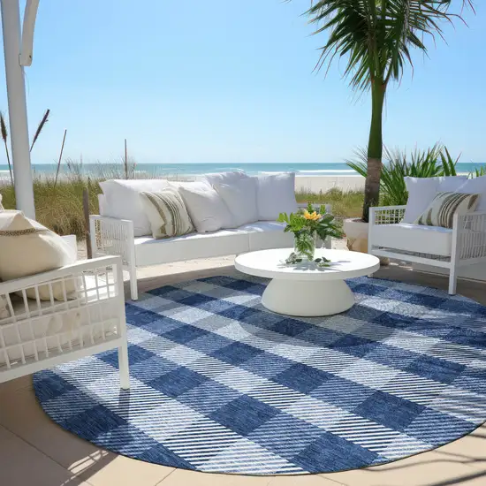 8' Navy Blue And Ivory Round Plaid Washable Indoor Outdoor Area Rug Photo 6