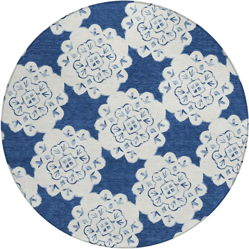 8' Navy Blue And Ivory Round Quatrefoil Washable Indoor Outdoor Area Rug Photo 2