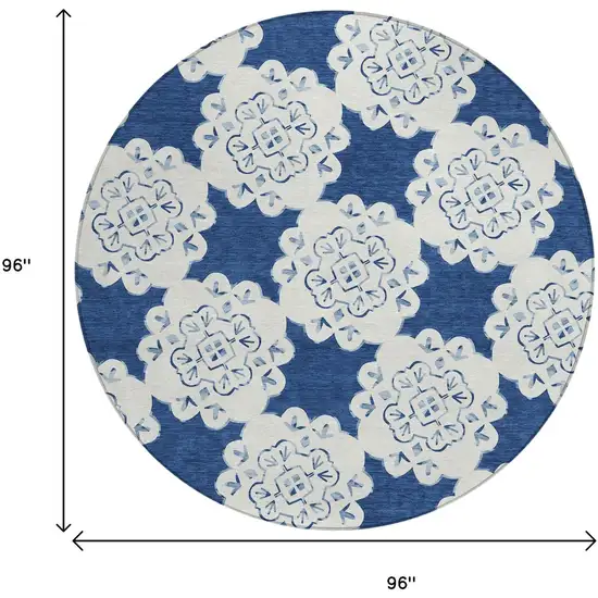 8' Navy Blue And Ivory Round Quatrefoil Washable Indoor Outdoor Area Rug Photo 3