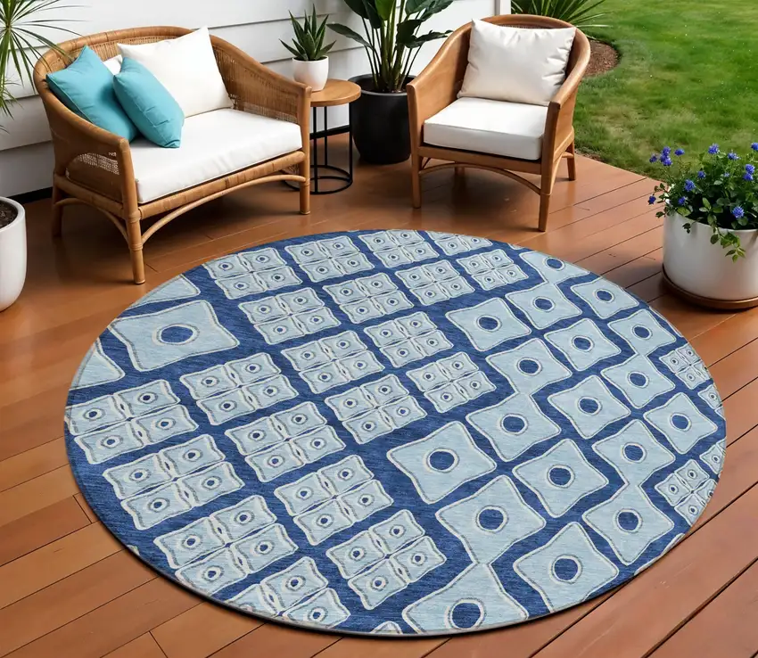 8' Navy Blue And Light Blue Round Geometric Washable Indoor Outdoor Area Rug Photo 1