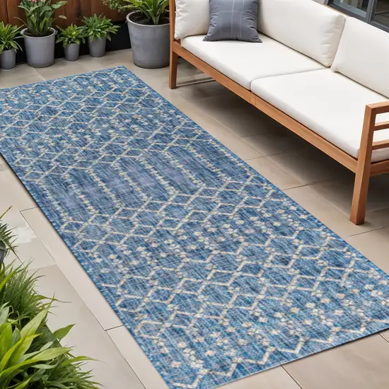 20' Navy Blue And Light Gray Trellis Indoor Outdoor Runner Rug Photo 1