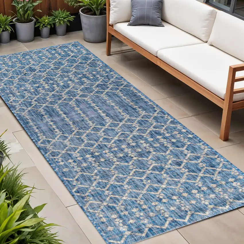 20' Navy Blue And Light Gray Trellis Indoor Outdoor Runner Rug Photo 1