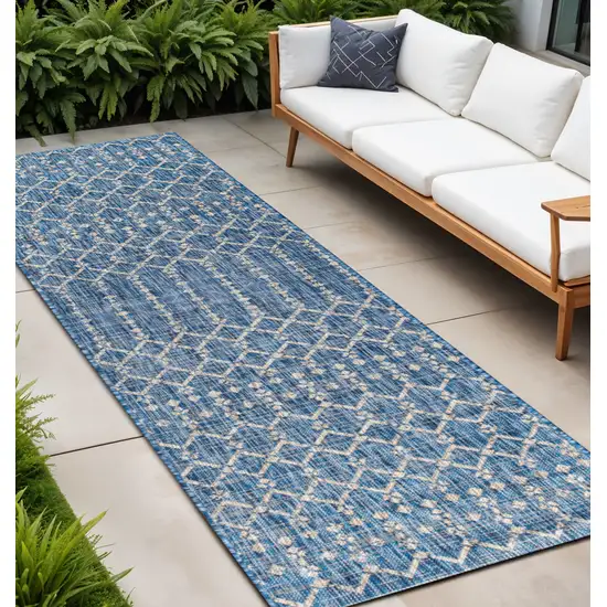 8' Navy Blue And Light Gray Trellis Indoor Outdoor Runner Rug Photo 1