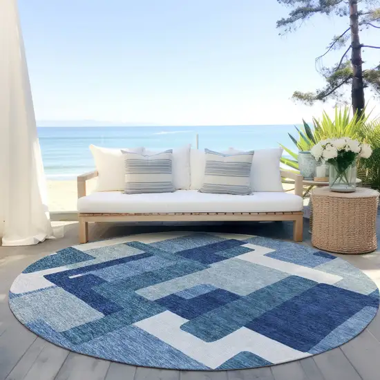8' Navy Blue And Sky Blue Round Abstract Washable Indoor Outdoor Area Rug Photo 6