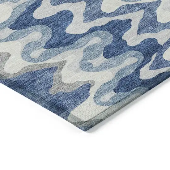 8' Navy Blue And Sky Blue Round Abstract Washable Indoor Outdoor Area Rug Photo 3