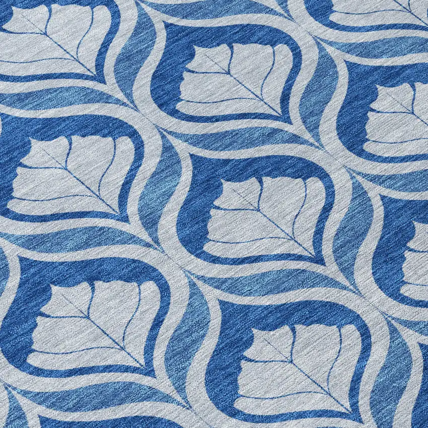 8' Navy Blue And Sky Blue Round Geometric Washable Indoor Outdoor Area Rug Photo 9