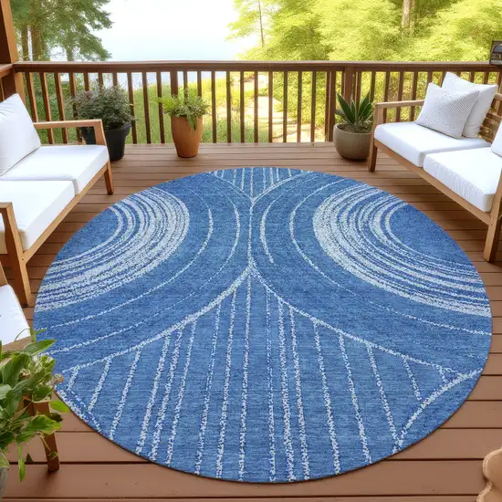 8' Navy Blue And Sky Blue Round Geometric Washable Indoor Outdoor Area Rug Photo 4