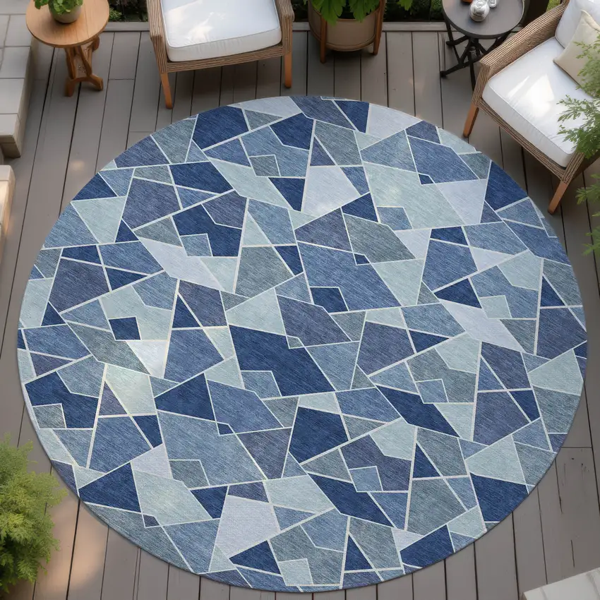 8' Navy Blue And Sky Blue Round Geometric Washable Indoor Outdoor Area Rug Photo 4