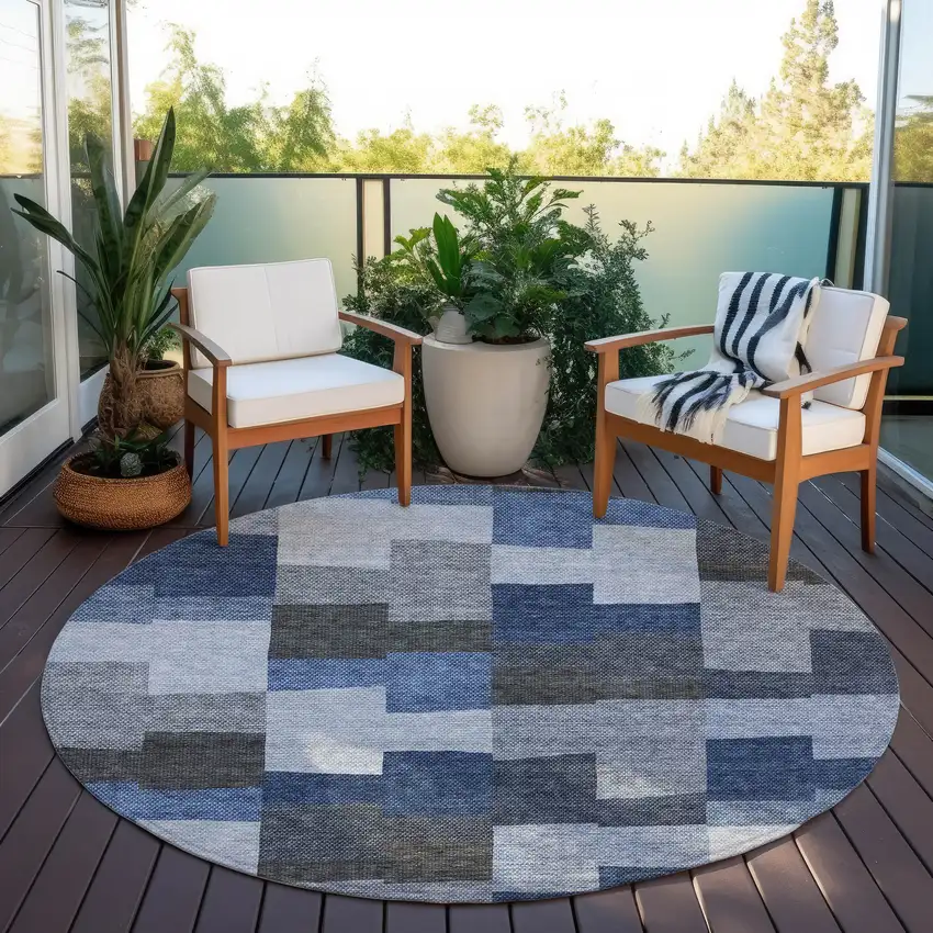 8' Navy Blue And Sky Blue Round Geometric Washable Indoor Outdoor Area Rug Photo 6