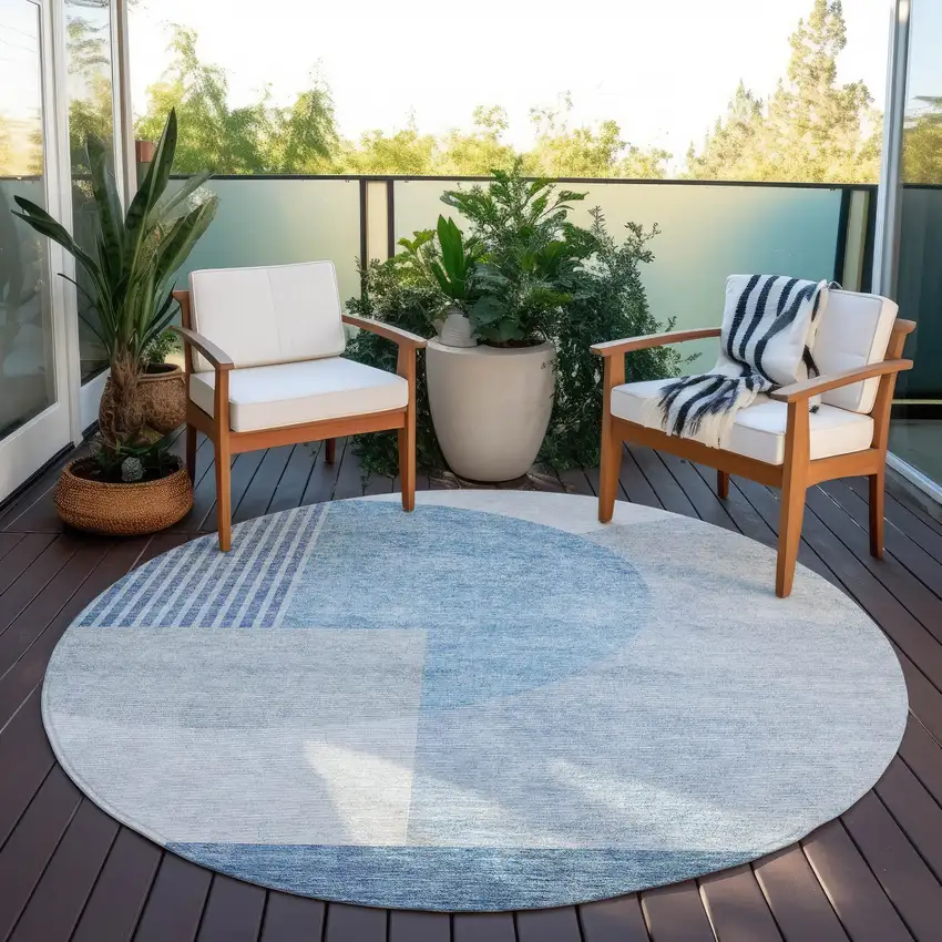 8' Navy Blue And Sky Blue Round Geometric Washable Indoor Outdoor Area Rug Photo 6