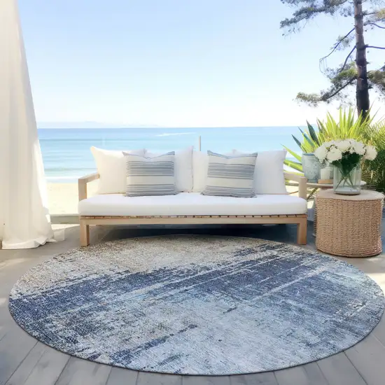 8' Navy Blue And Taupe Round Abstract Washable Indoor Outdoor Area Rug Photo 5