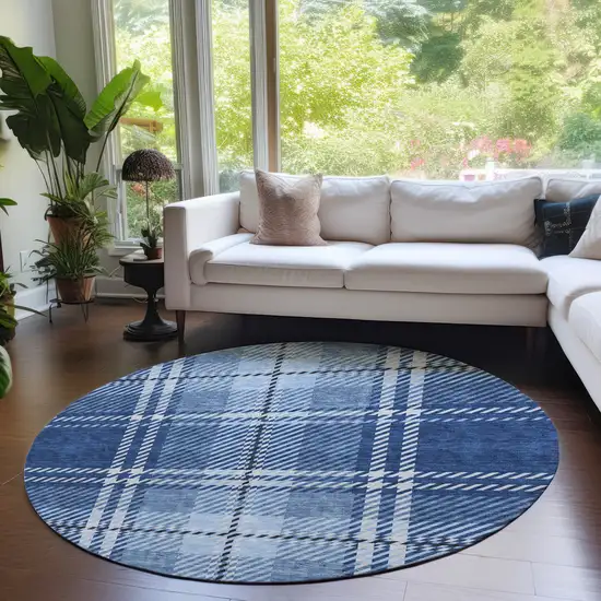 8' Navy Blue Black And Ivory Round Plaid Washable Indoor Outdoor Area Rug Photo 7