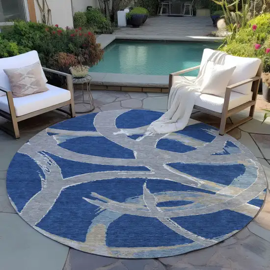 8' Navy Blue Gray And Ivory Round Abstract Washable Indoor Outdoor Area Rug Photo 7