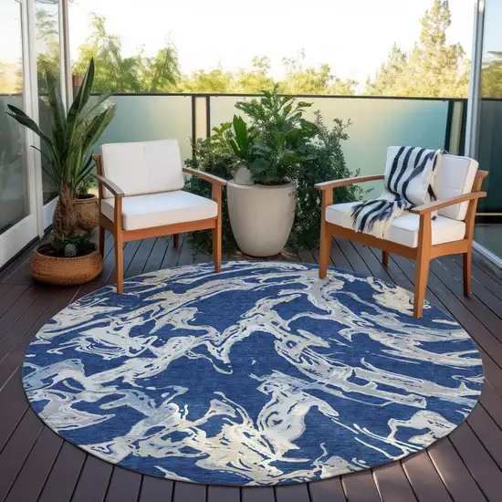 8' Navy Blue Gray And Ivory Round Abstract Washable Indoor Outdoor Area Rug Photo 6