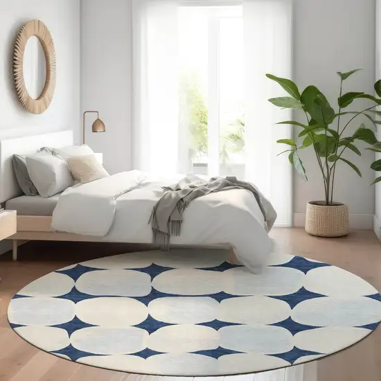 8' Navy Blue Gray And Ivory Round Abstract Washable Indoor Outdoor Area Rug Photo 8