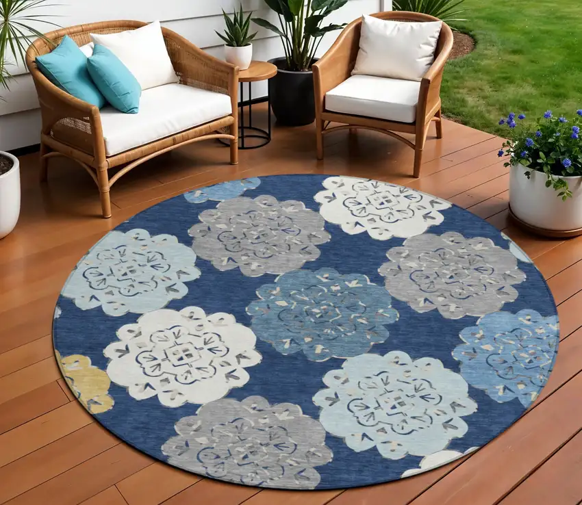 8' Navy Blue Ivory And Gold Round Quatrefoil Washable Indoor Outdoor Area Rug Photo 1