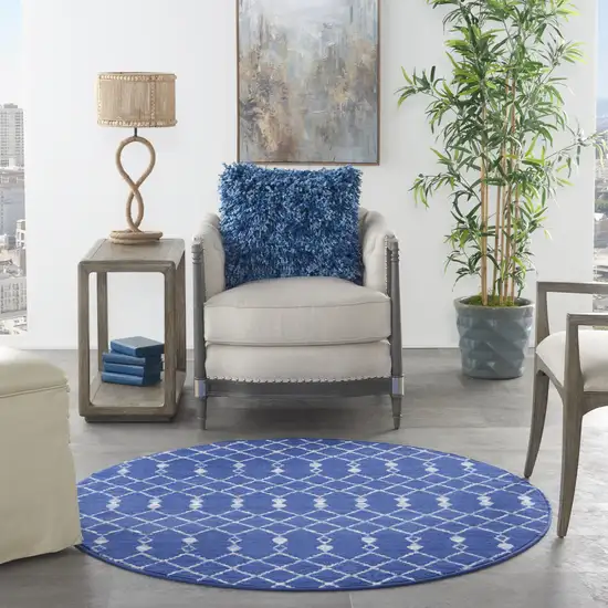 5' Navy Blue and Ivory Geometric Round Rug Photo 5