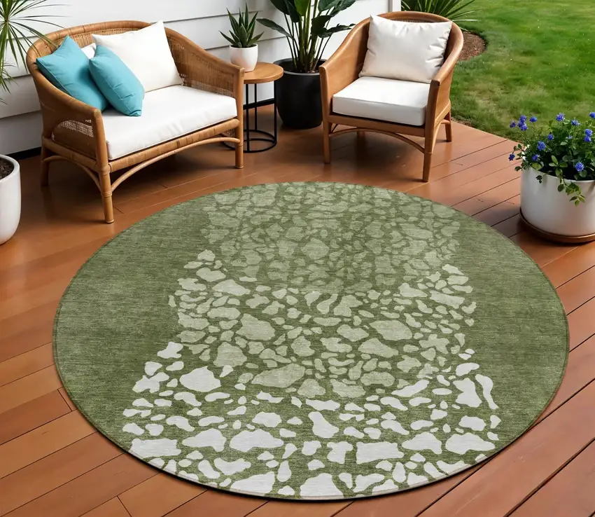 8' Olive Green And Artichoke Green Round Abstract Washable Indoor Outdoor Area Rug Photo 1