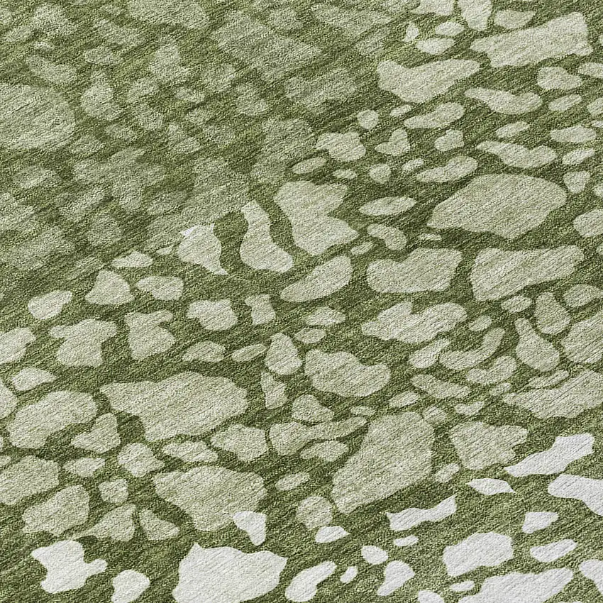 8' Olive Green And Artichoke Green Round Abstract Washable Indoor Outdoor Area Rug Photo 9