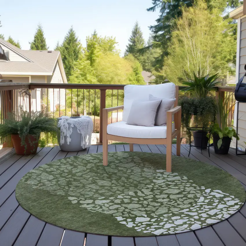 8' Olive Green And Artichoke Green Round Abstract Washable Indoor Outdoor Area Rug Photo 6