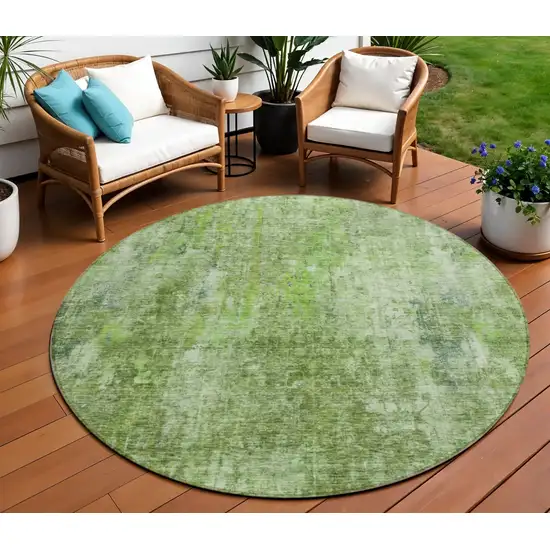 8' Olive Green And Artichoke Green Round Abstract Washable Indoor Outdoor Area Rug Photo 1