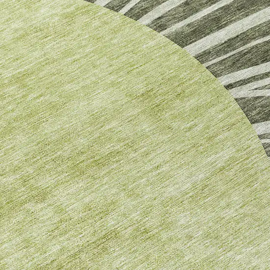 8' Olive Green And Artichoke Green Round Abstract Washable Indoor Outdoor Area Rug Photo 8