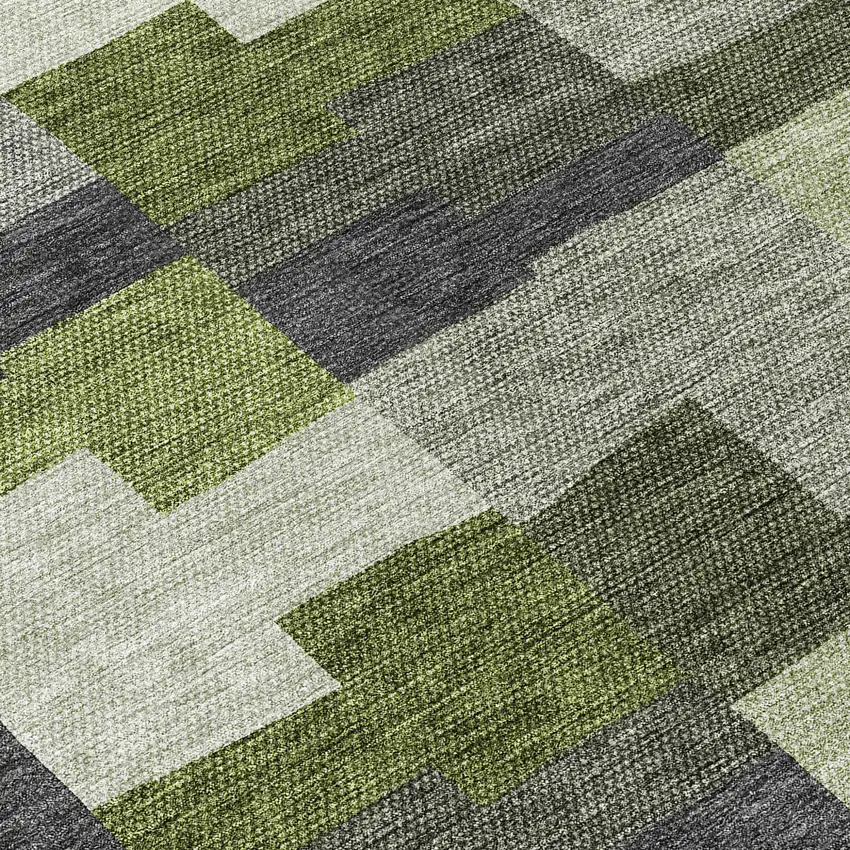 8' Olive Green And Artichoke Green Round Geometric Washable Indoor Outdoor Area Rug Photo 9