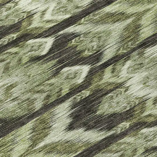 8' Olive Green And Artichoke Green Round Southwestern Washable Indoor Outdoor Area Rug Photo 8