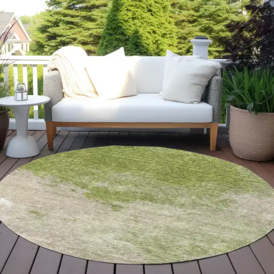 8' Olive Green And Beige Round Abstract Washable Indoor Outdoor Area Rug Photo 7