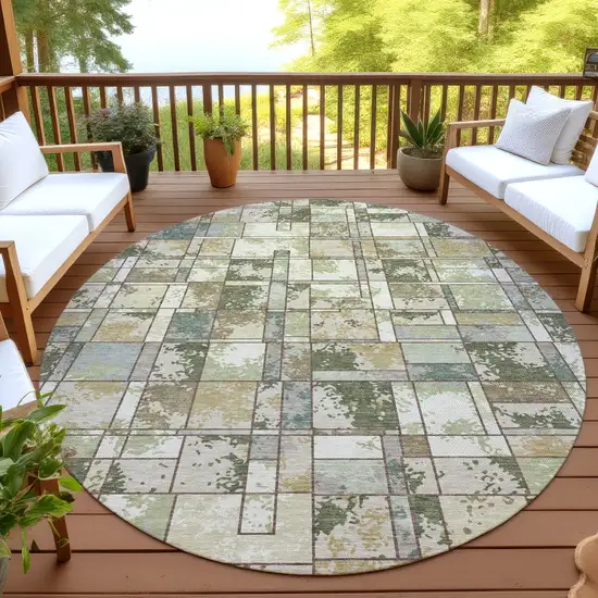 8' Olive Green And Fern Green Round Geometric Washable Indoor Outdoor Area Rug Photo 4