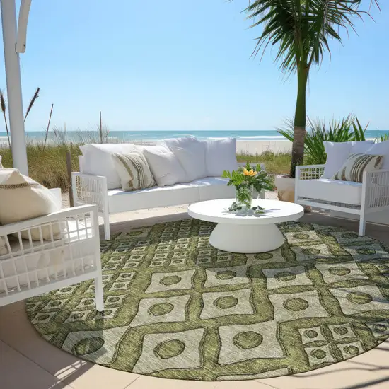 8' Olive Green And Gray Round Geometric Washable Indoor Outdoor Area Rug Photo 5