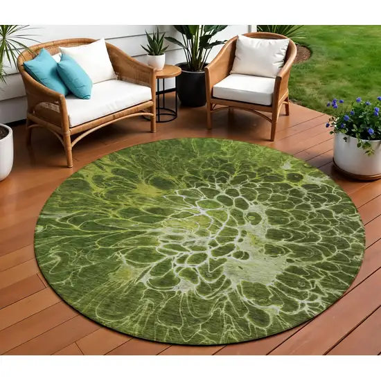 8' Olive Green And Sage Round Abstract Washable Indoor Outdoor Area Rug Photo 1