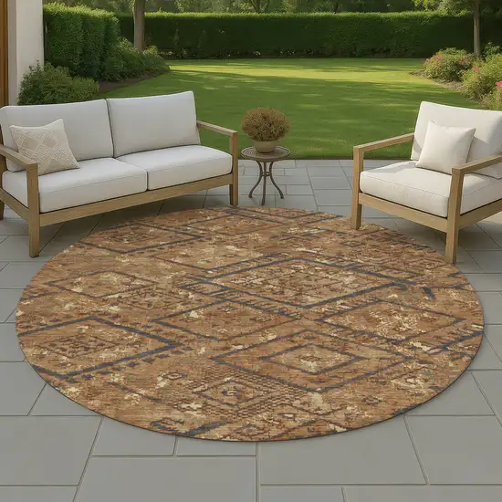 8' Orange And Gold Round Geometric Washable Indoor Outdoor Area Rug Photo 4