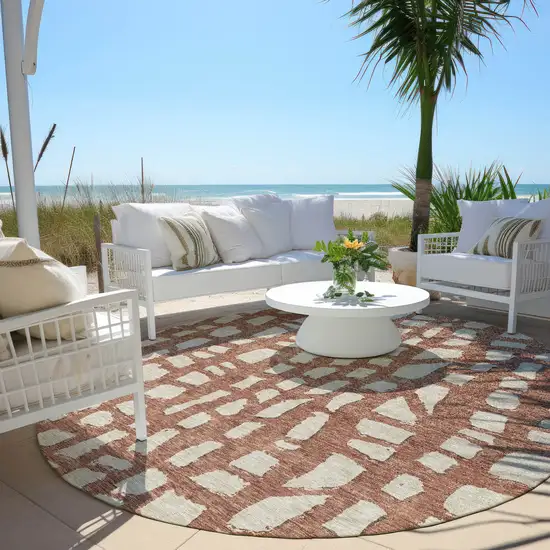 8' Orange And Ivory Round Abstract Washable Indoor Outdoor Area Rug Photo 6
